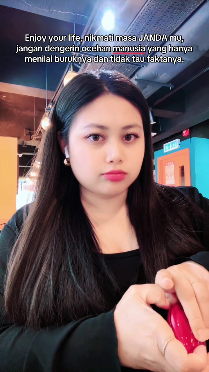 @๐๐๐ฐ๐ฐ๐๐`๐ชฝ