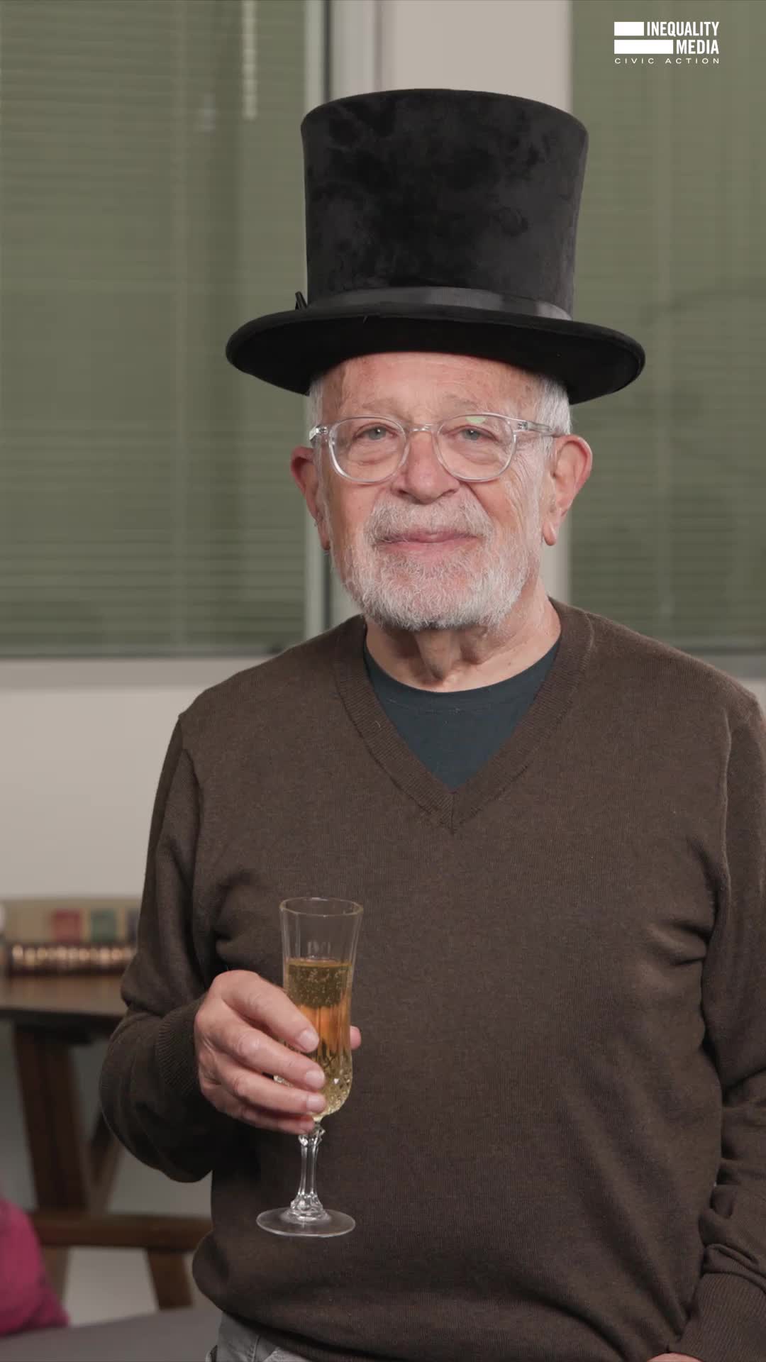 @Robert Reich