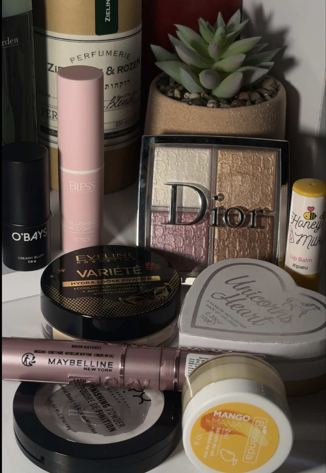 @Каріна 💖| beauty & makeup