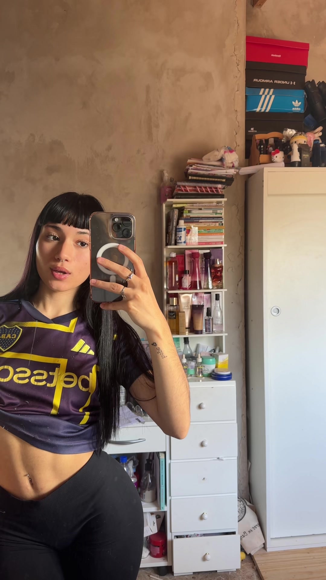 @lu