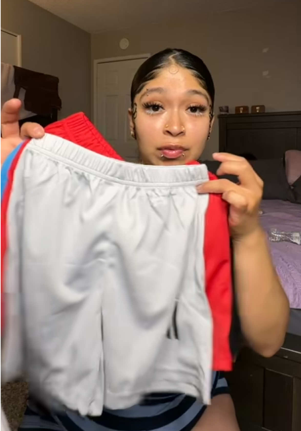 @liikeliz