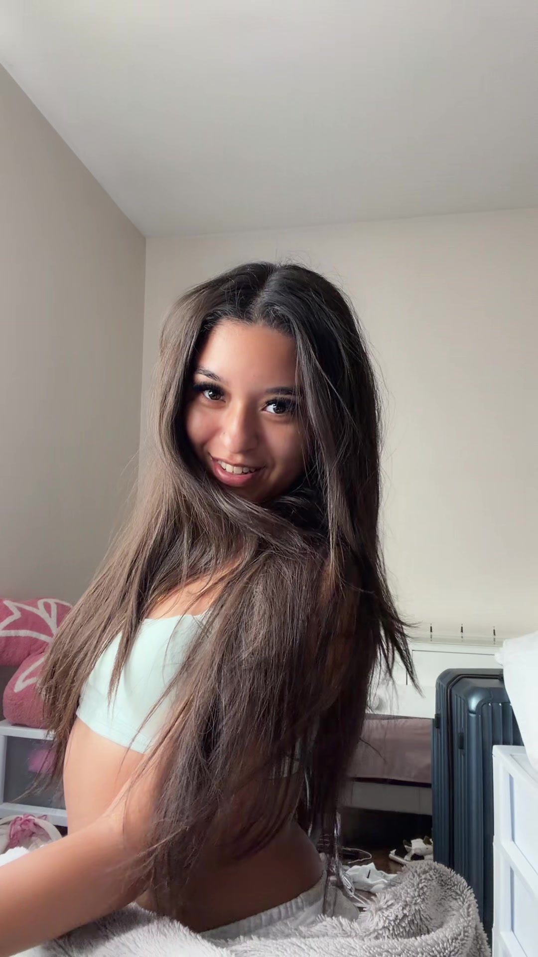 @𝓭𝓮𝓼 🍒