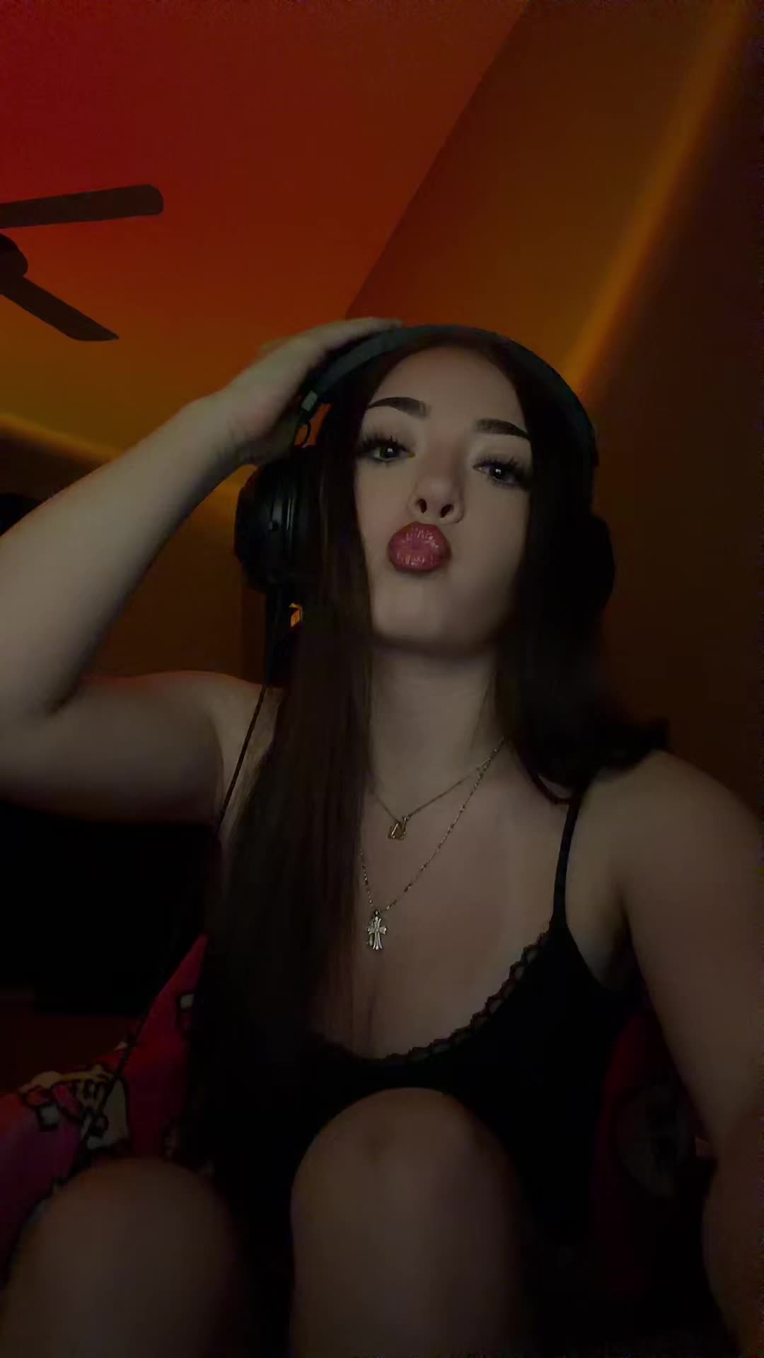 @bootylicious