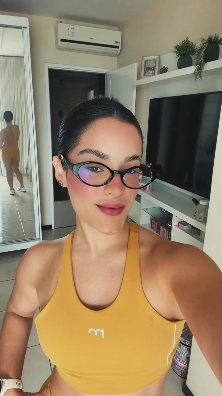 @liviabiia