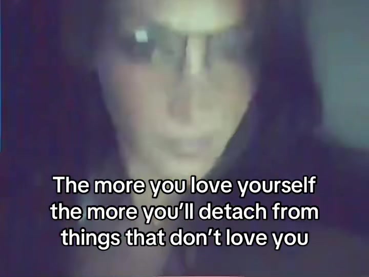 @defnot.girl
