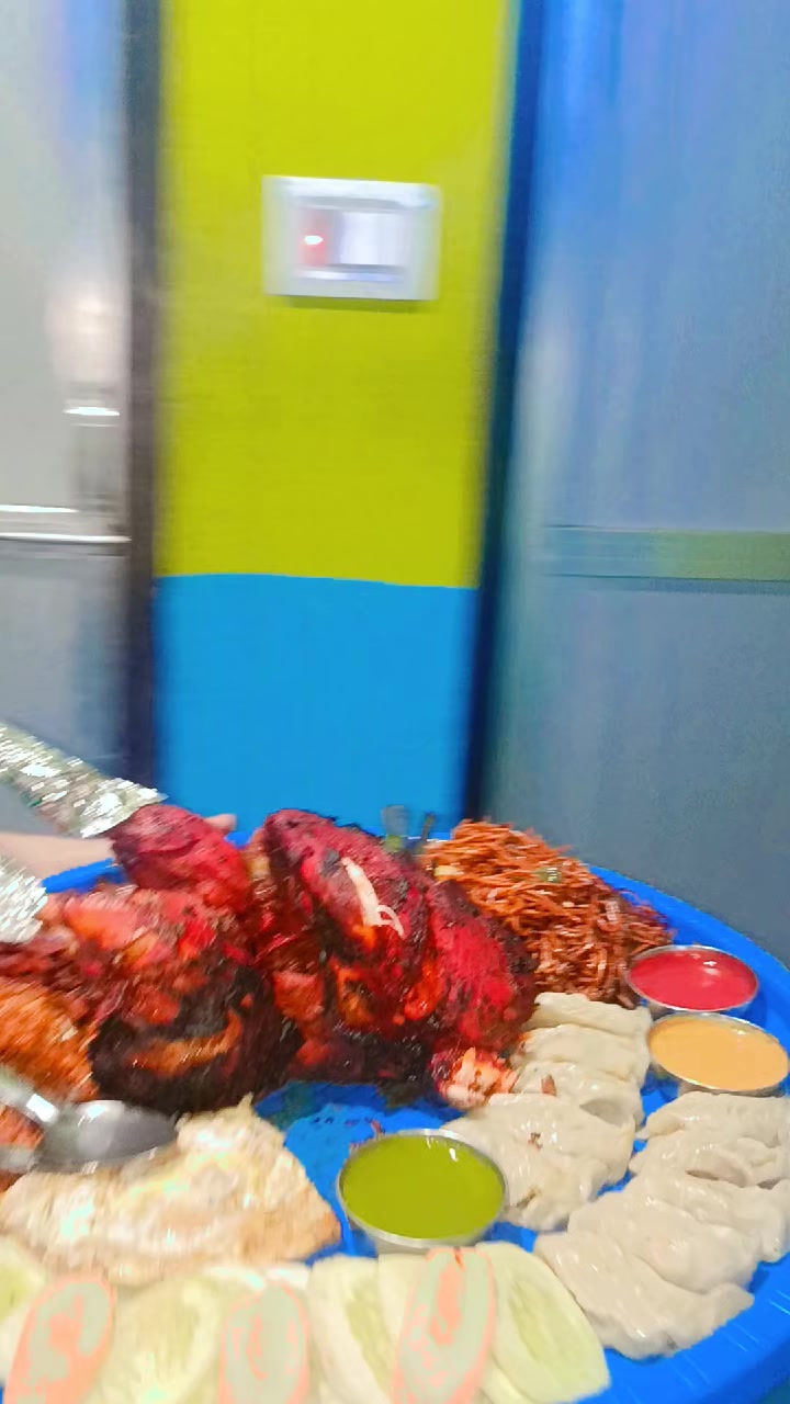 @रिभर साइड रेस्टुरेन्ट एण्ड बार
