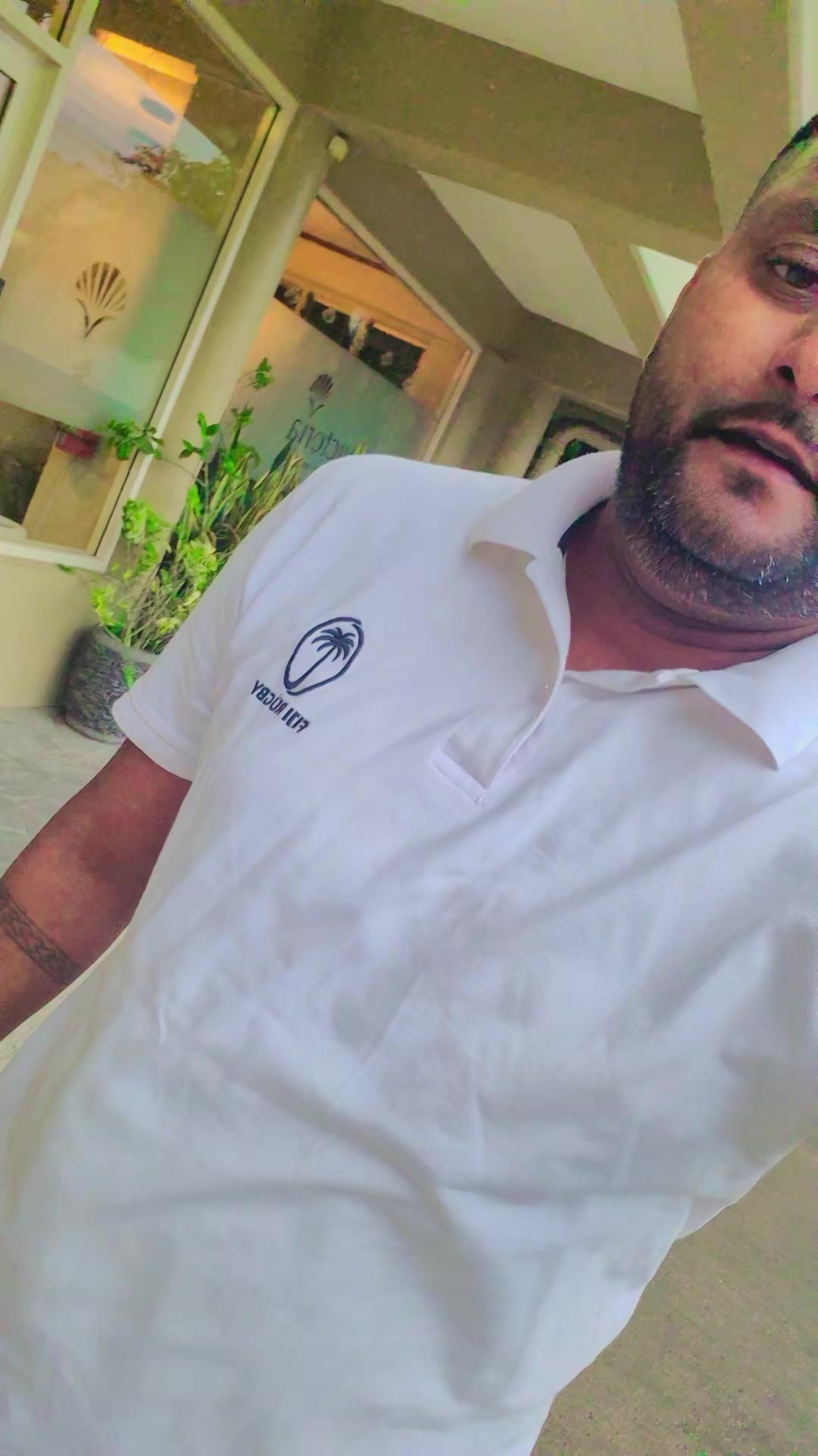 @Veron Fiji
