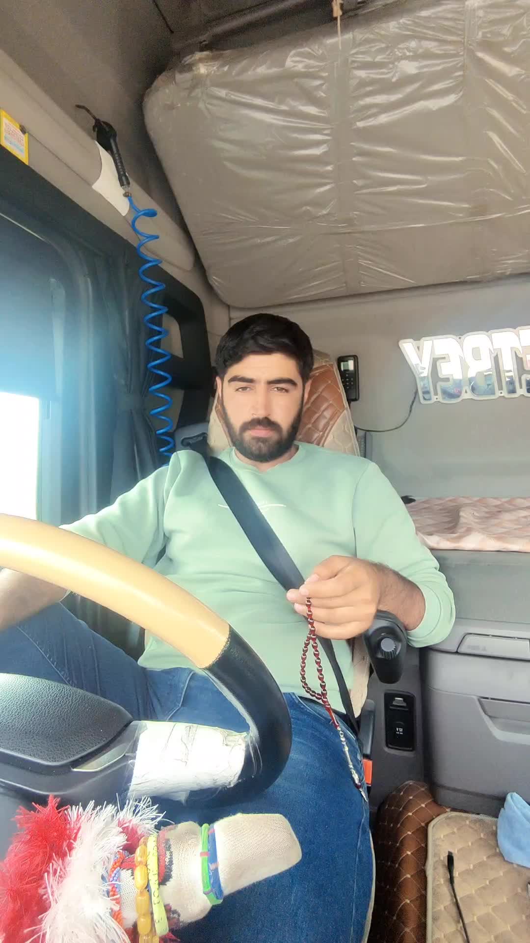 @Poyraz82