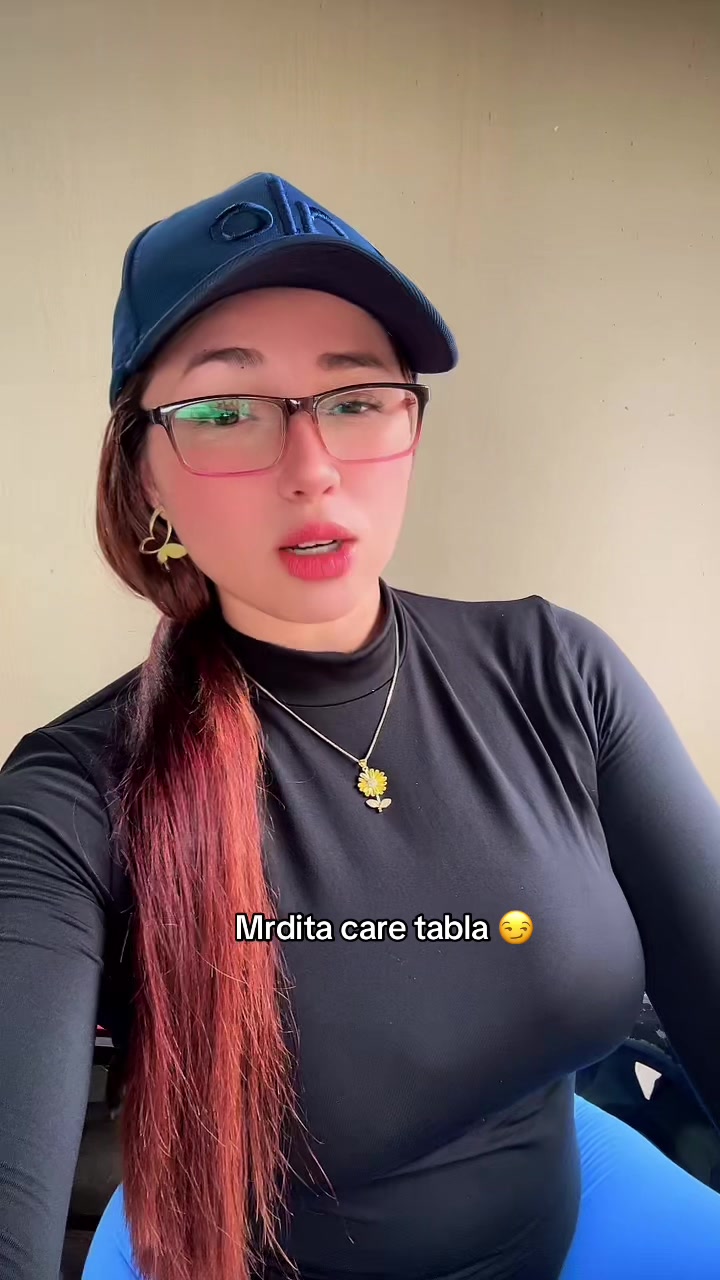@C A R O L 🌻🍒