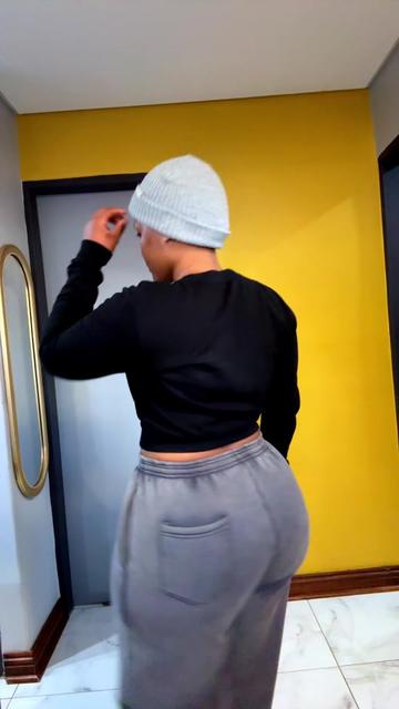 @ZoeyLeefee🫧🤍