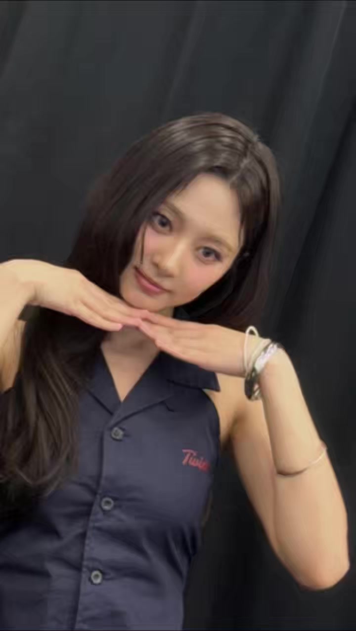 @Show Insider