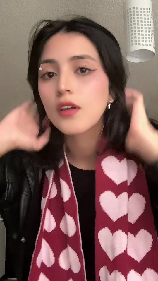 @Danielavaus
