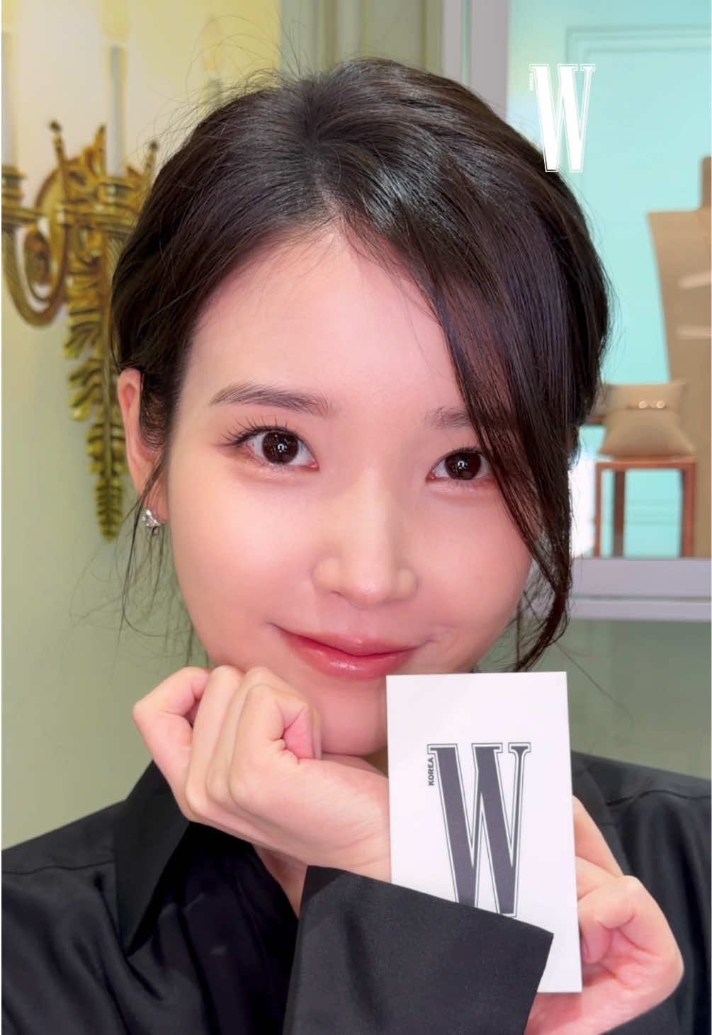 @W Korea (더블유 코리아)