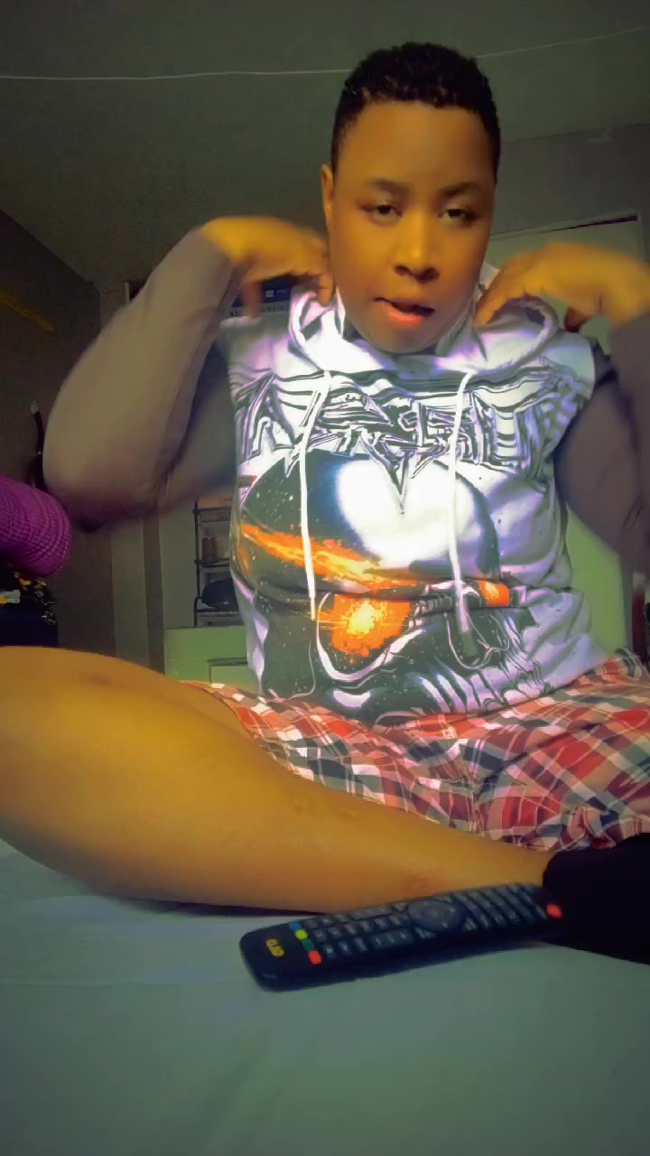 @YOUNGMO ๐ YOUNG CHEDDER