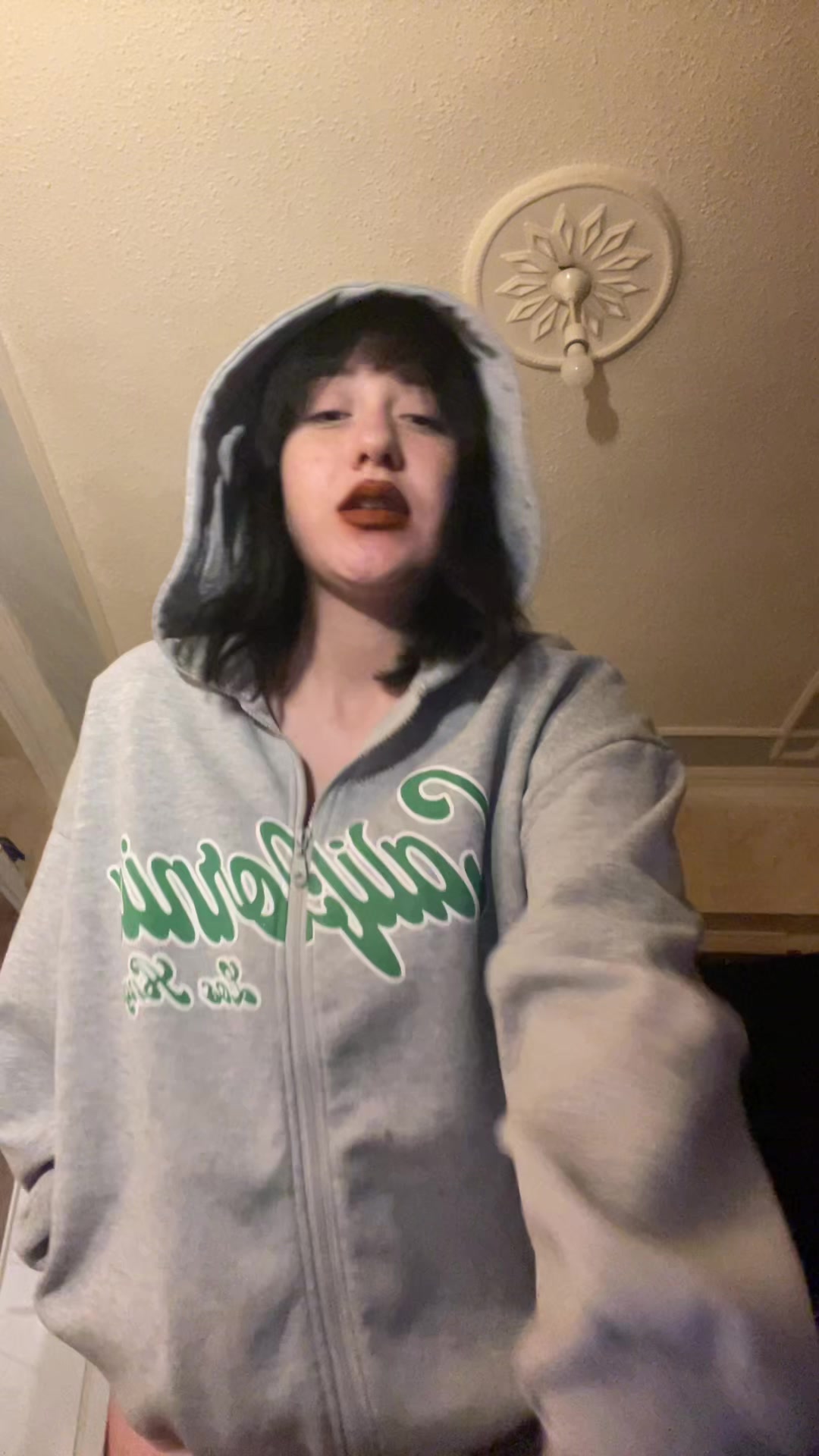 @Vera