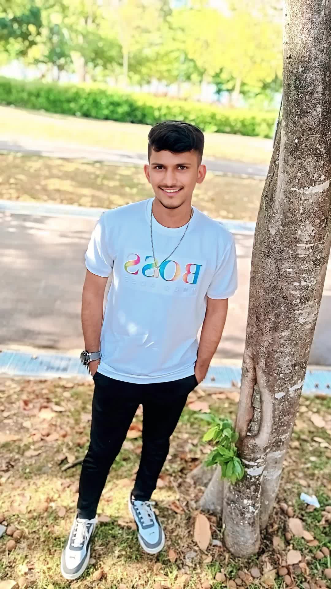 @𝘕𝘈𝘝𝘌𝘌𝘕