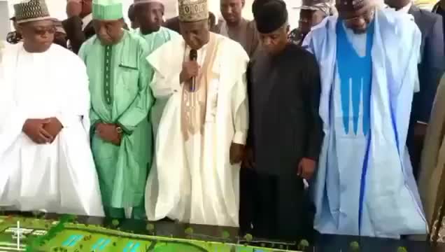 @SIRAJO ZAKARI 111