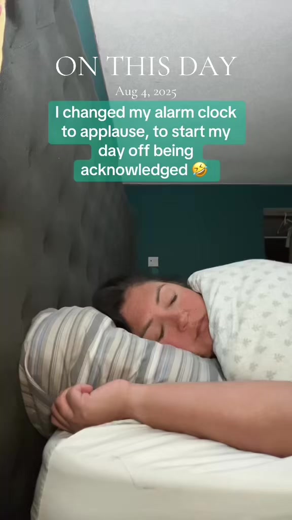@Random_content_queen