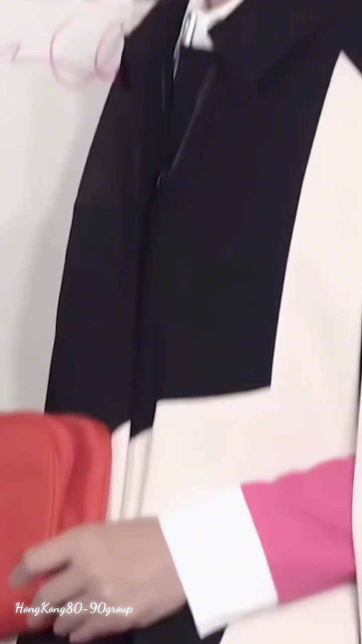 @𝐂Ô 𝐋𝐎𝐍𝐆 𝟏𝟗𝟖𝟏 ✅
