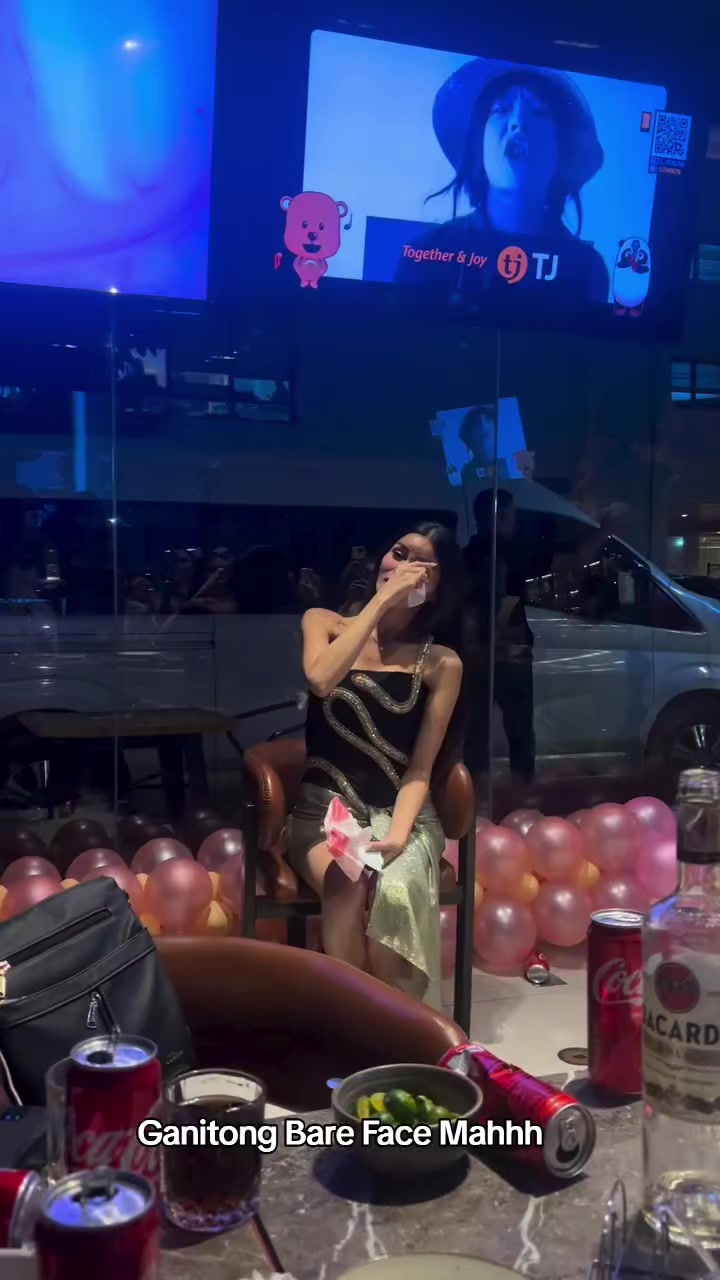 @𝐏𝐀𝐆𝐄𝐀𝐍𝐓 𝐐𝐔𝐄𝐄𝐍 🌈