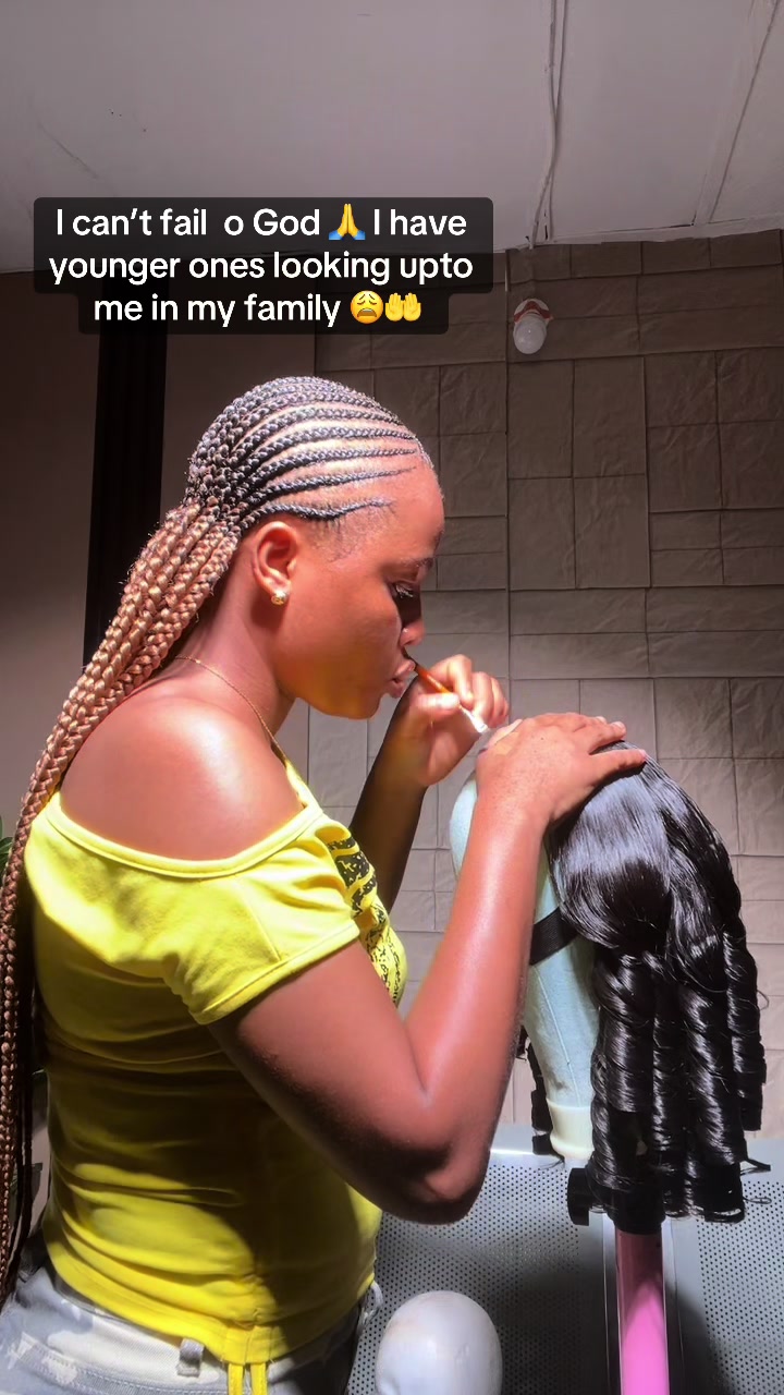 @Beauty studio in Saapade