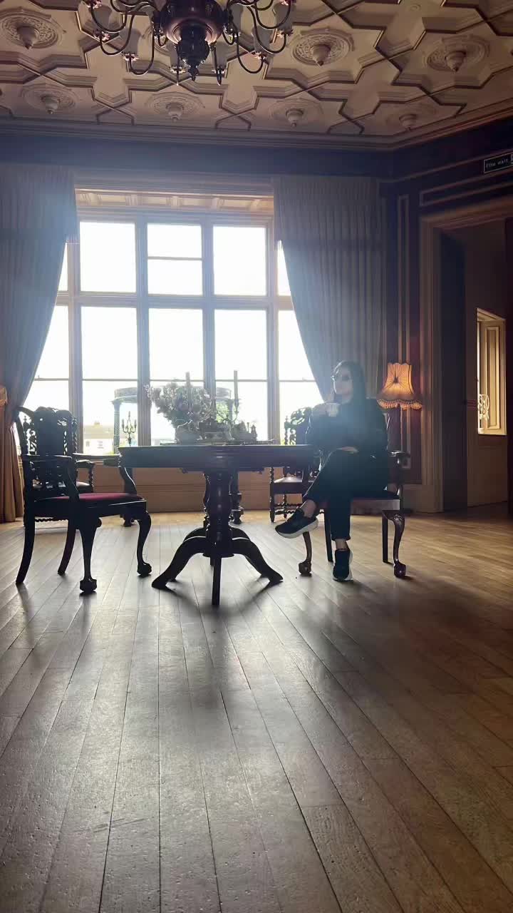 @Maria_@