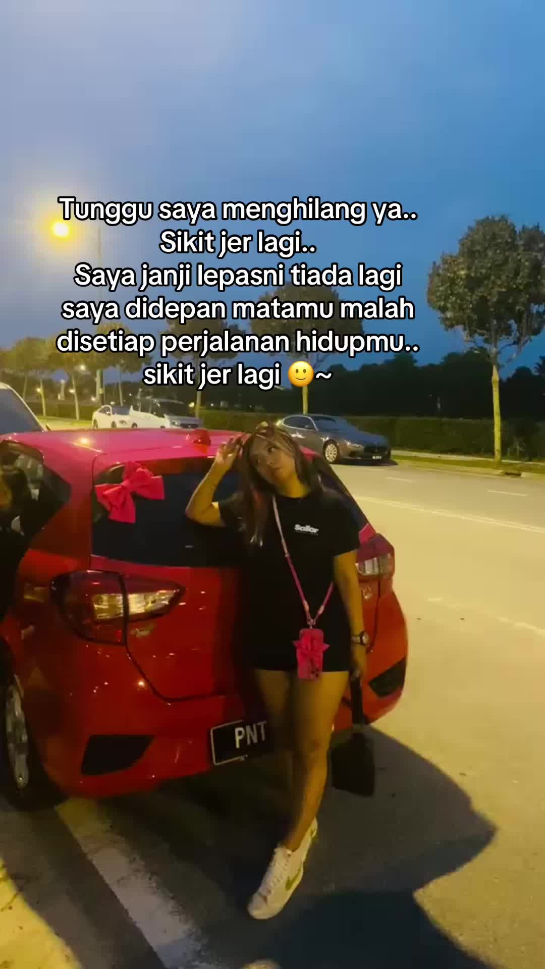 @MrsNadhyaaLukerzz🖤🌈