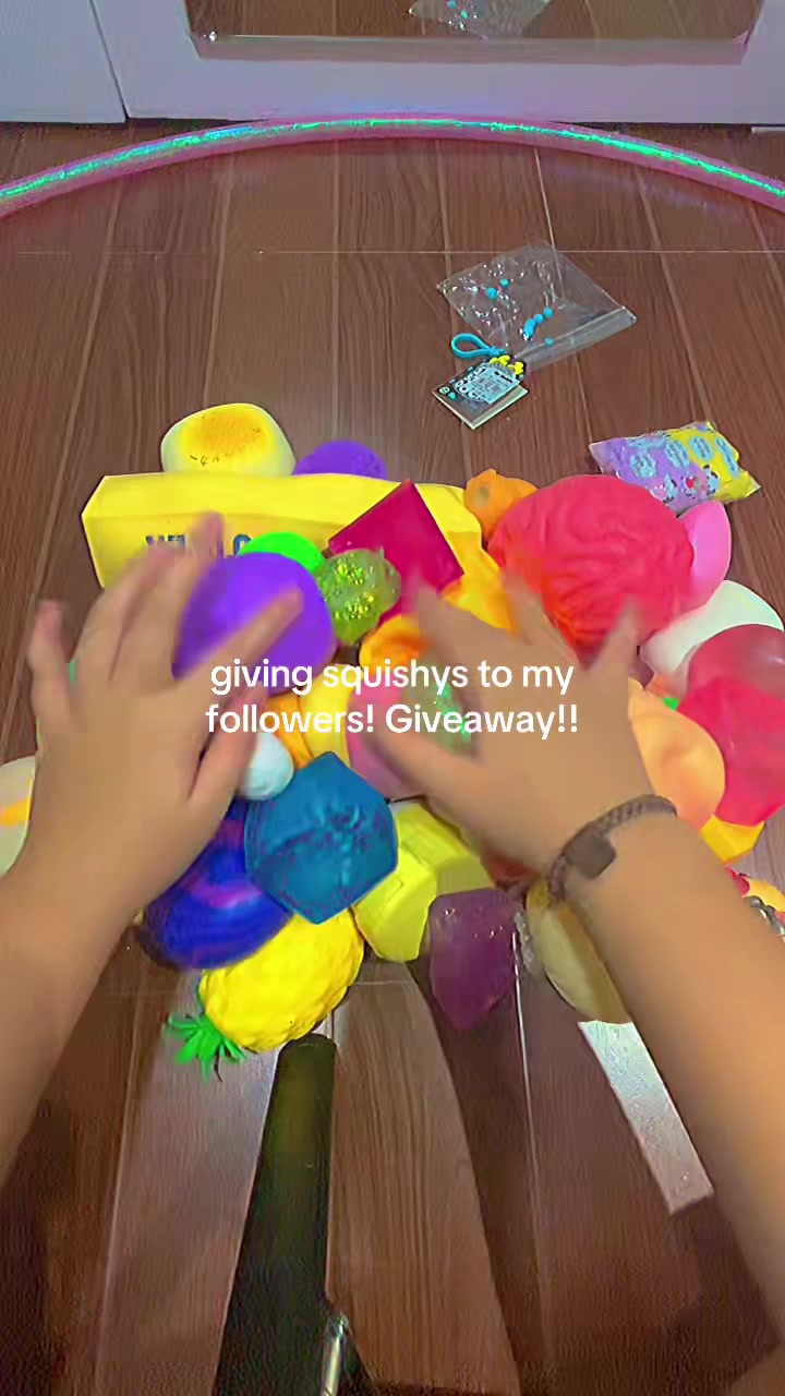 @🐰