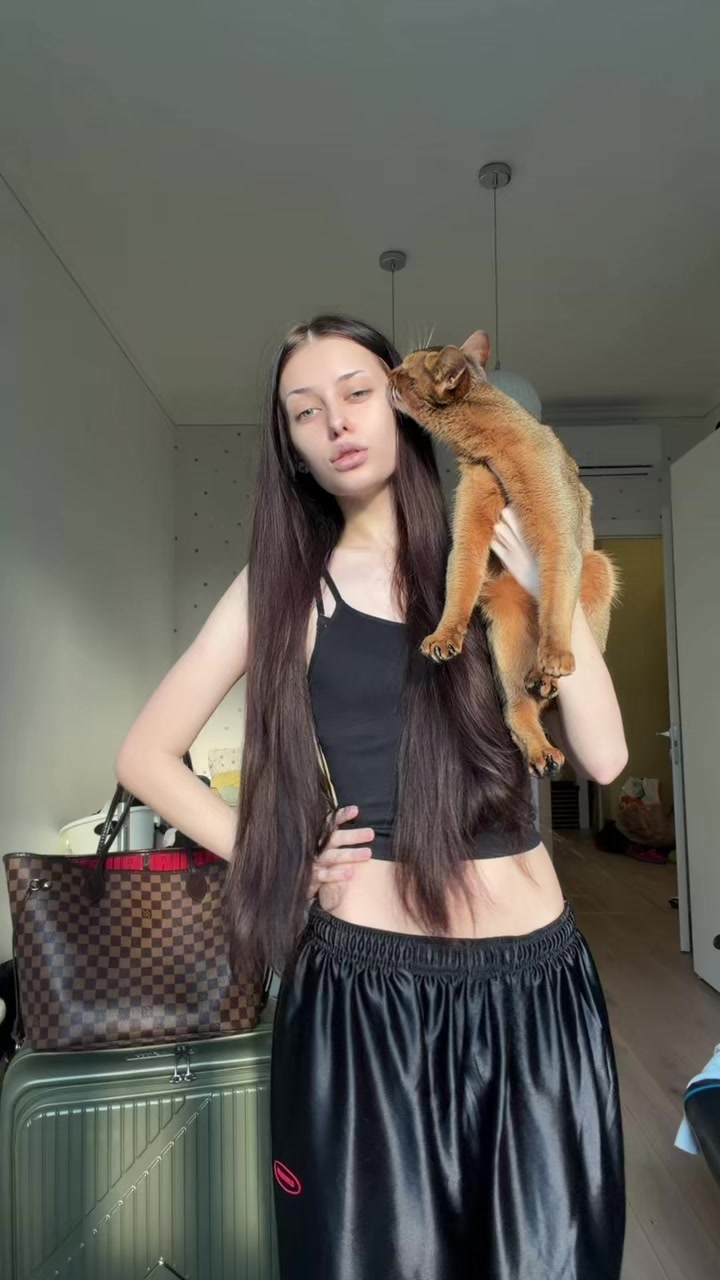 @мур
