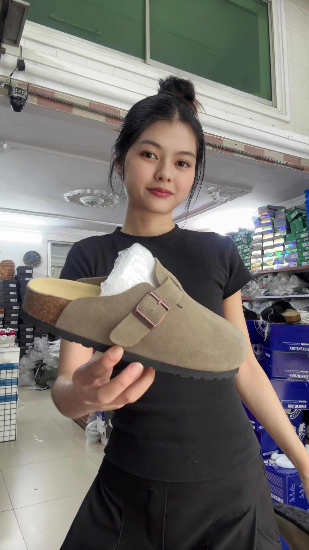 @HL Shoes Store