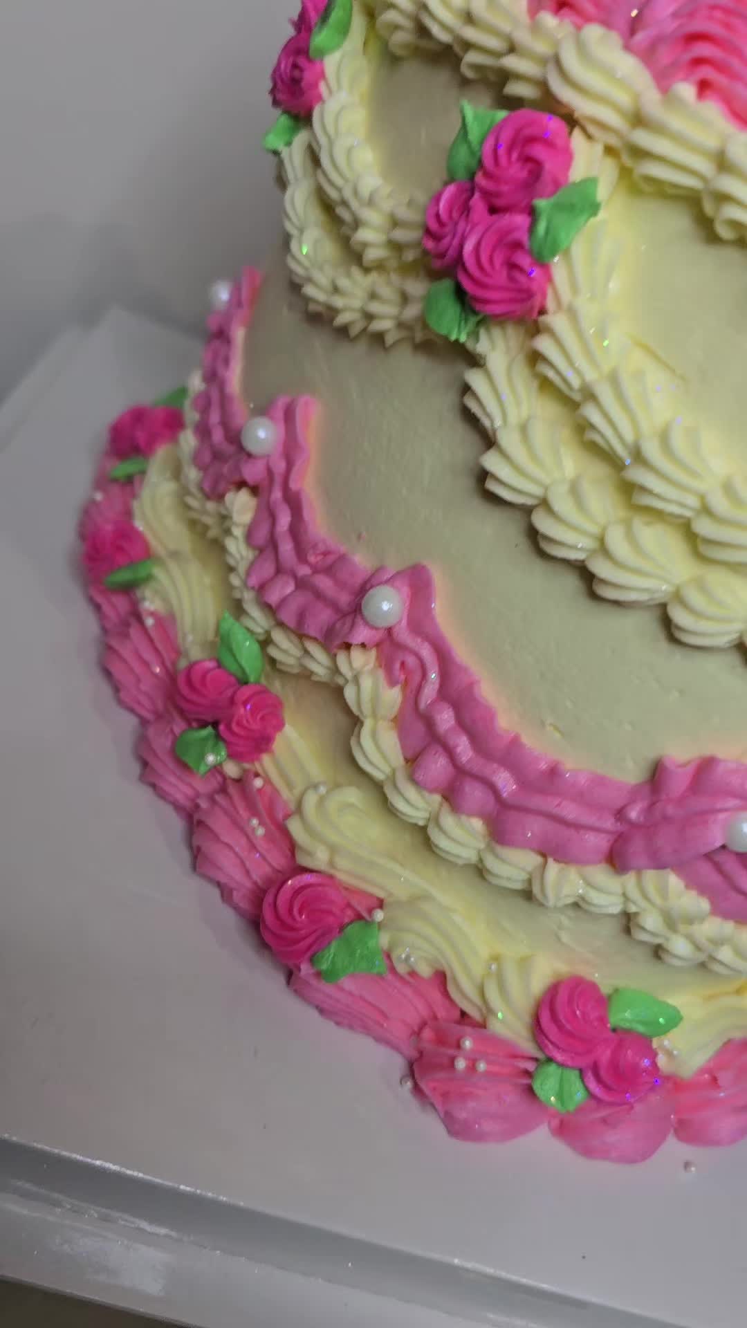 @Sweet Bliss Delights 🧁🧁