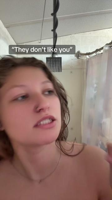 @B💋