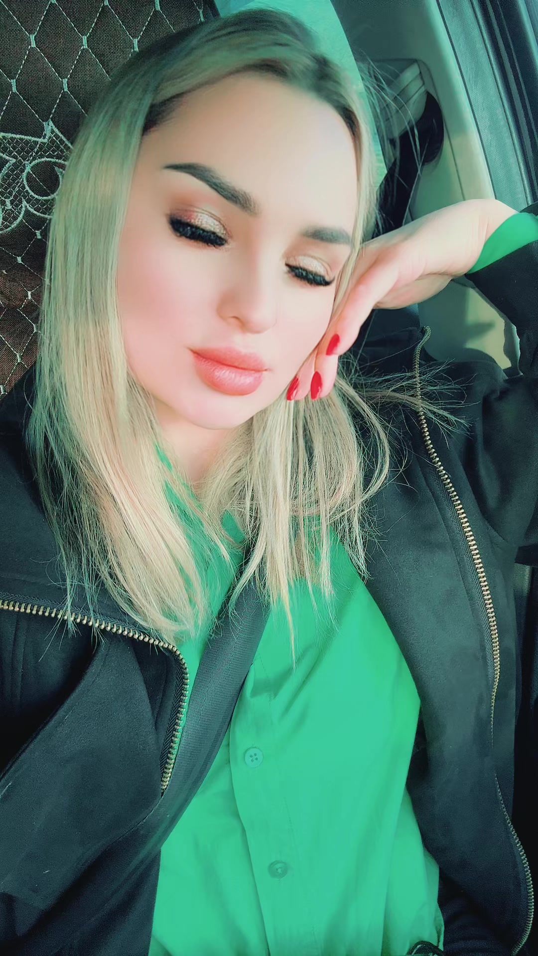 @LiSa_716🦊