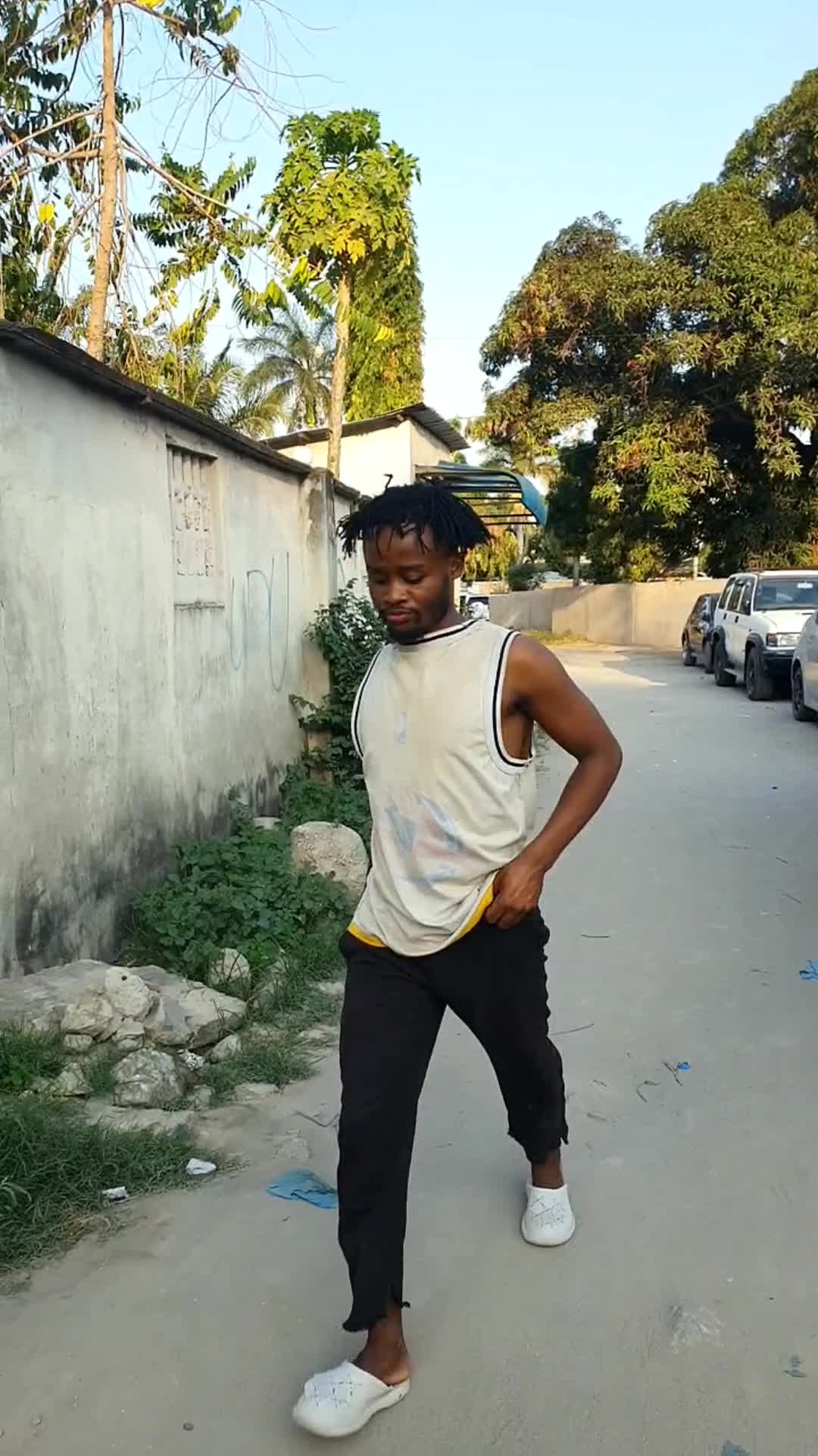 @Nyogonya