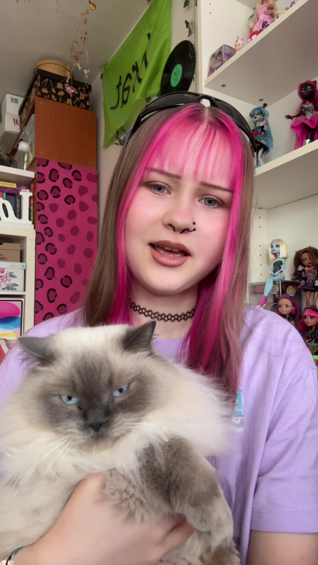 @𝓚🦄