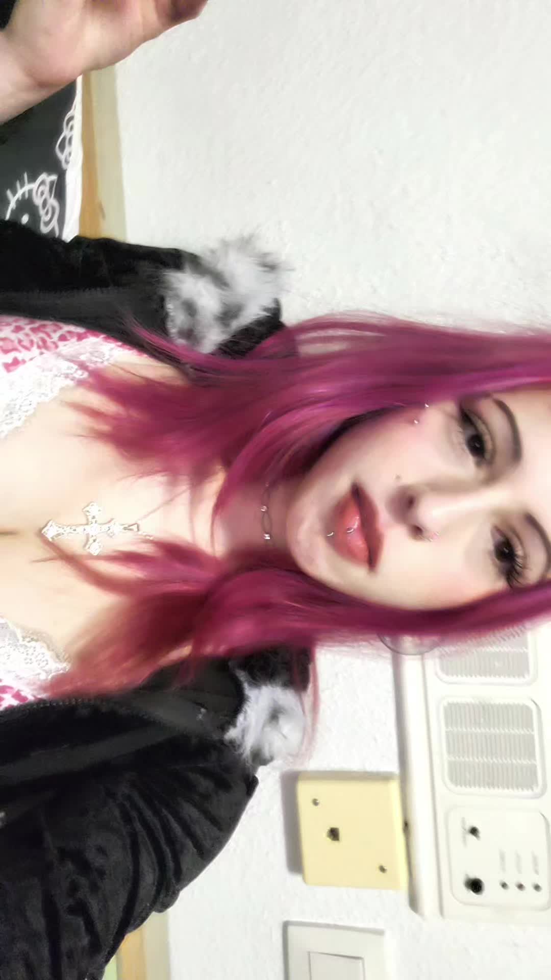 @Sam<3