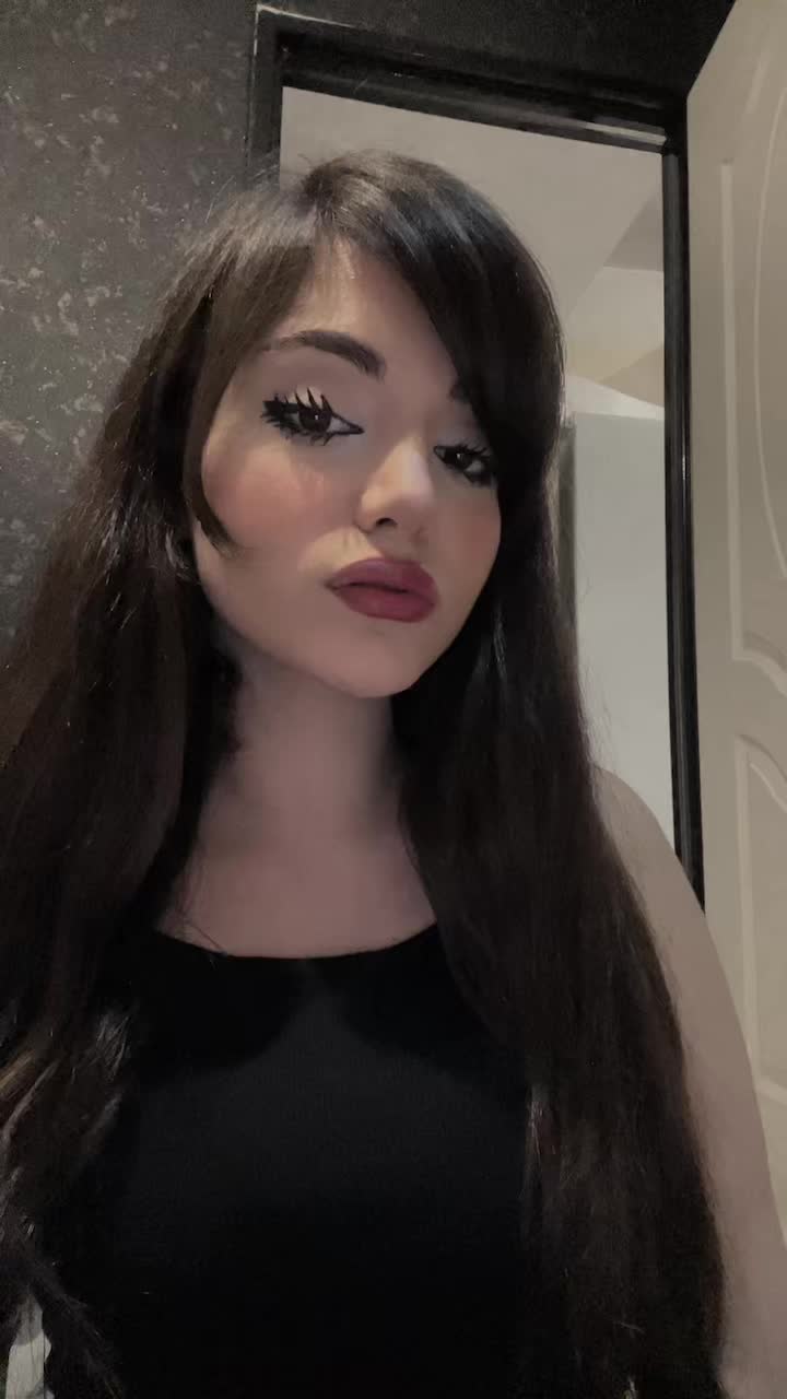 @nazlitologar