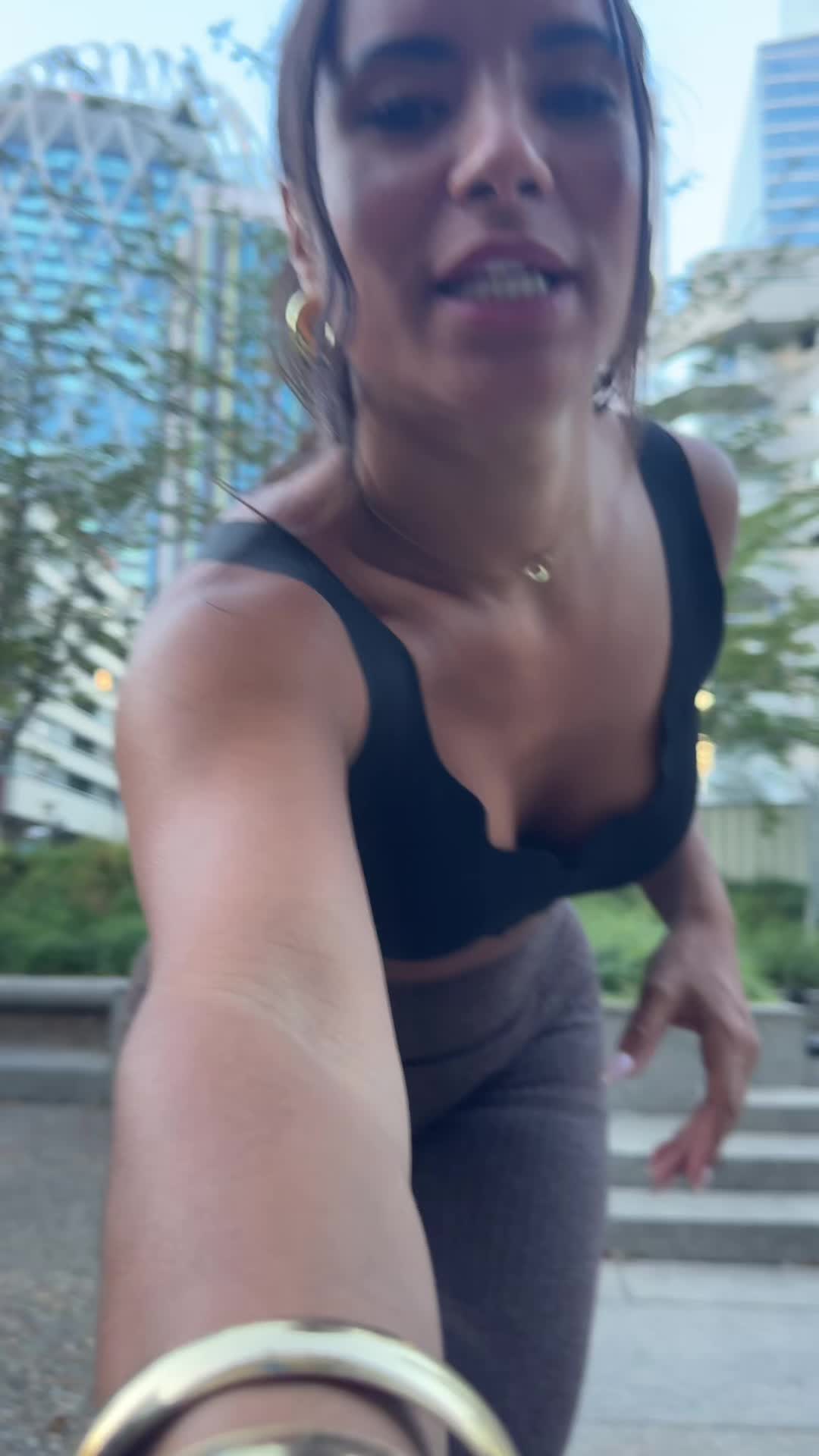 @Syrina ✨