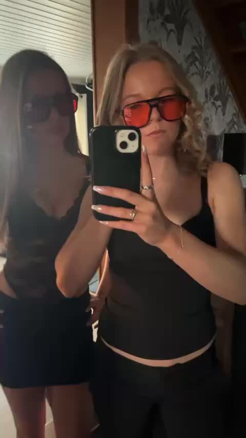 @Ella🫰🏼