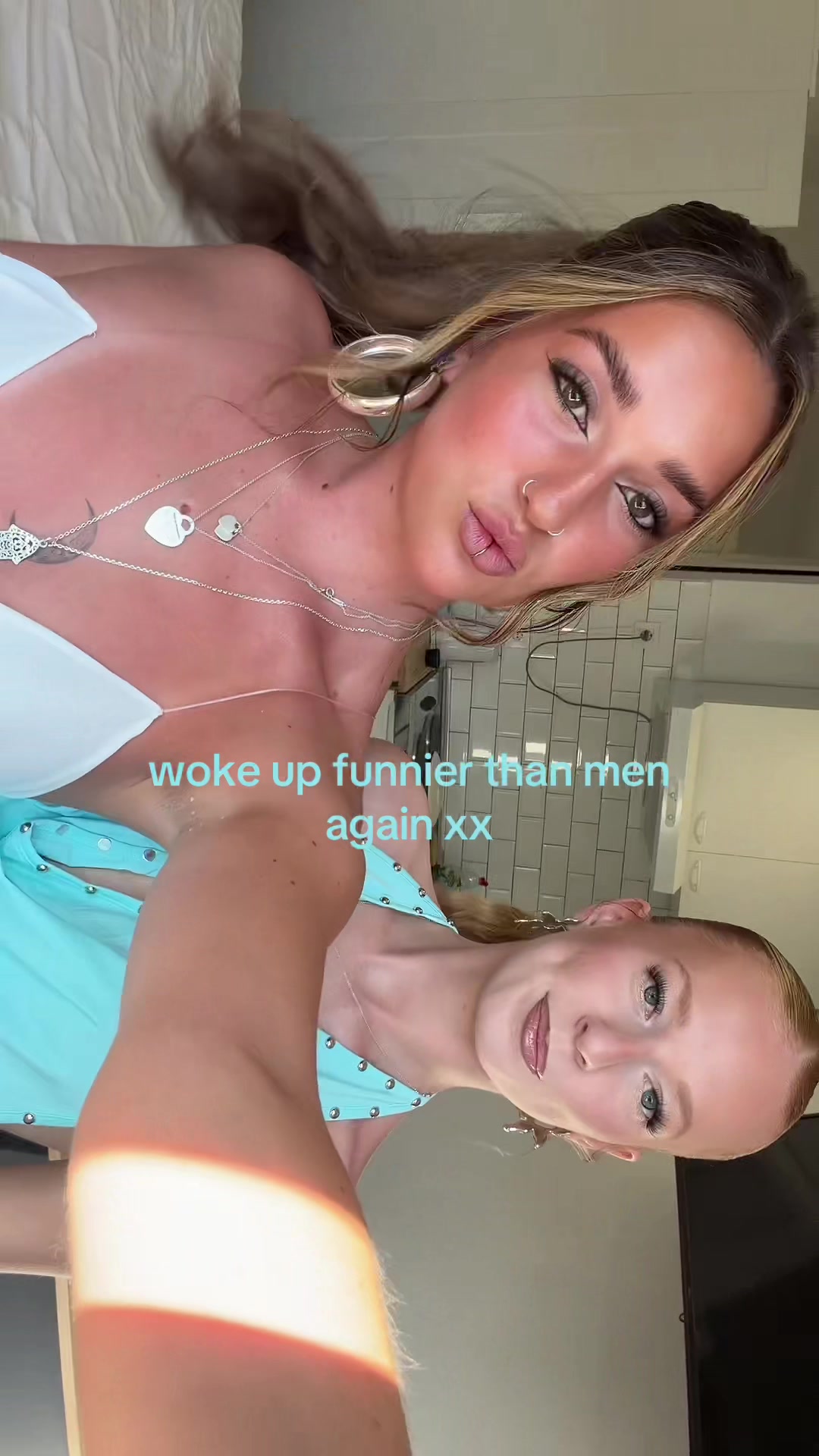 @rebecca_maex