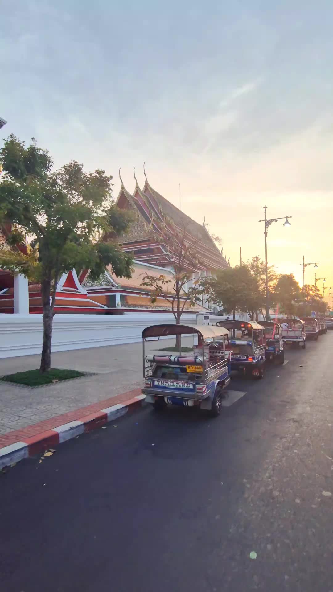 @Farang Man
