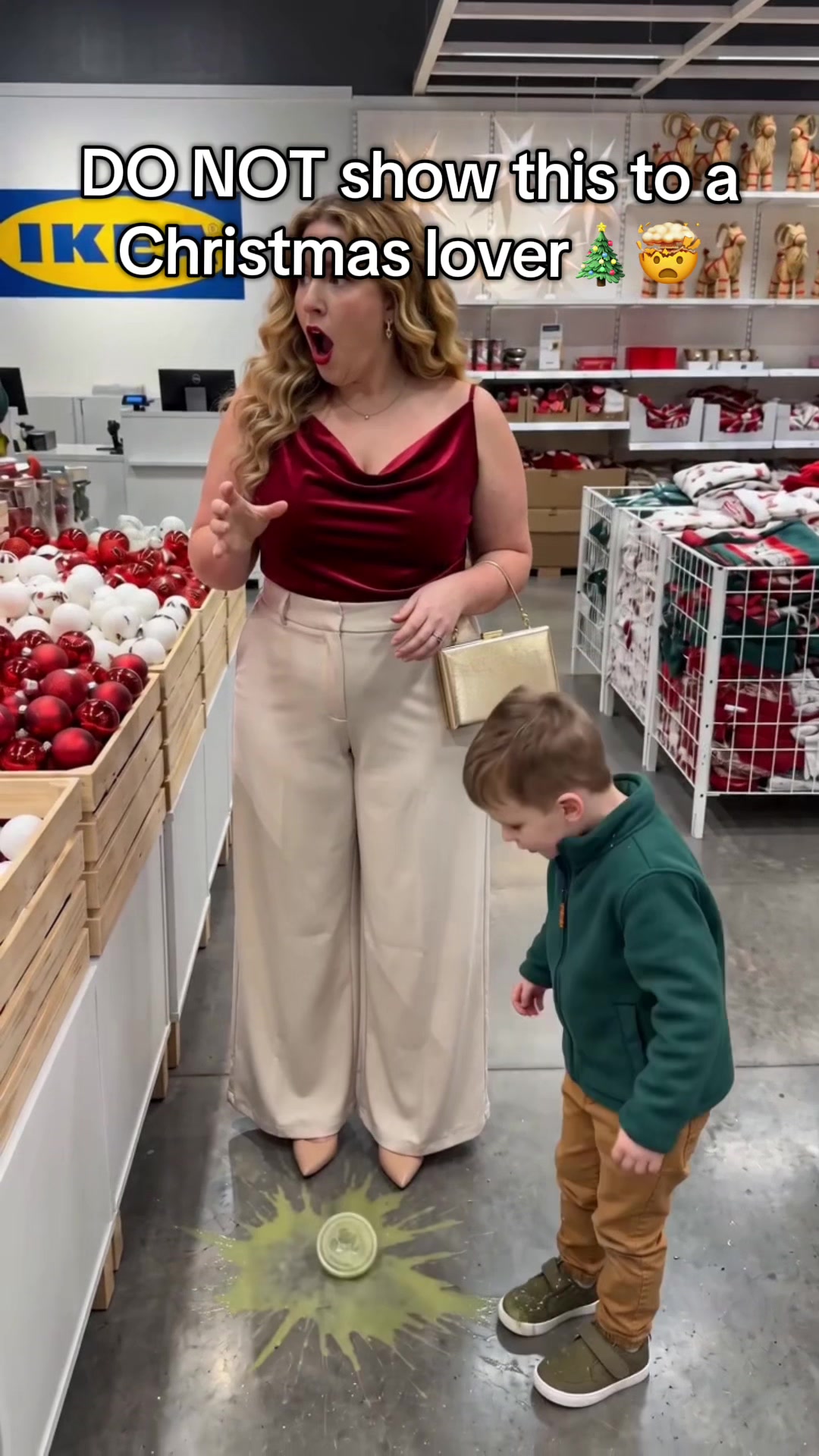 @XmasShelf