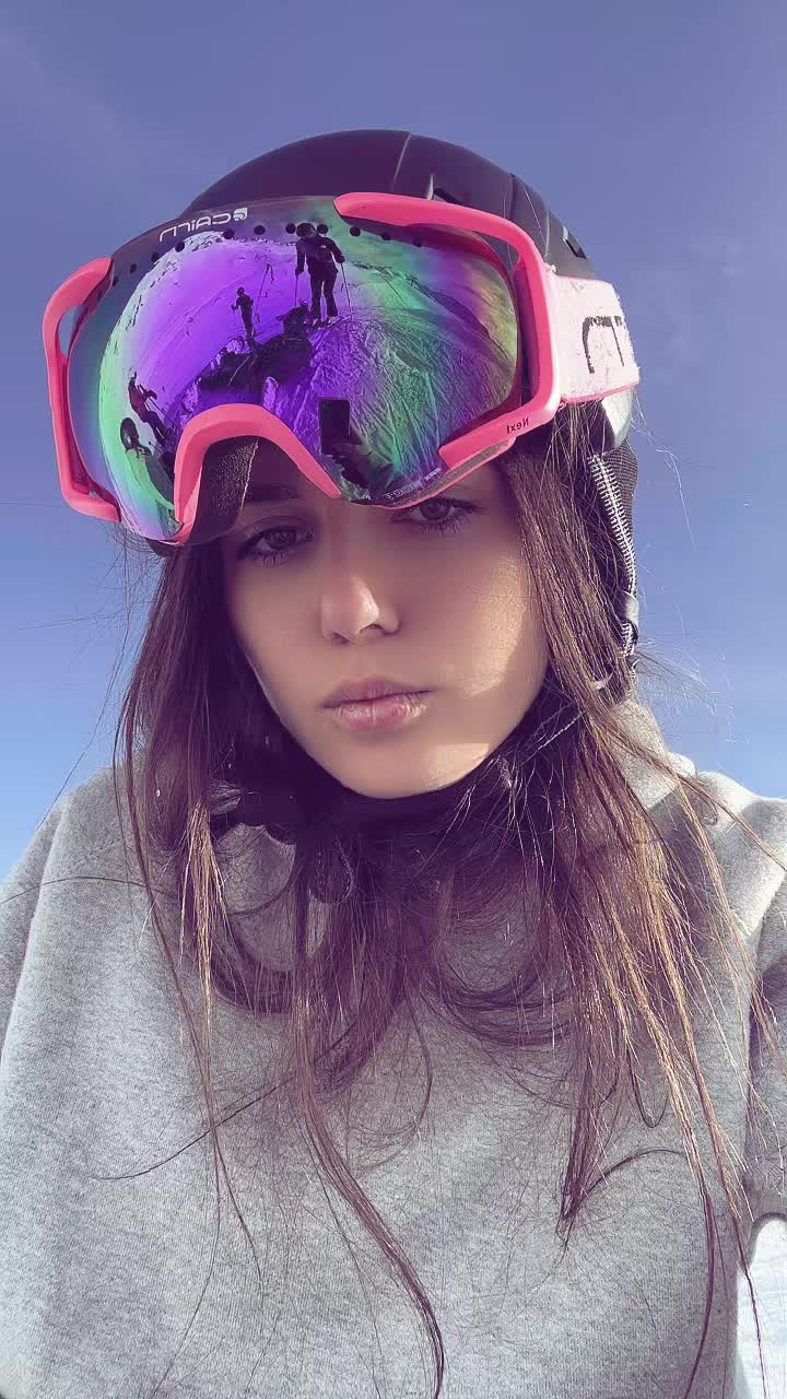 @laura