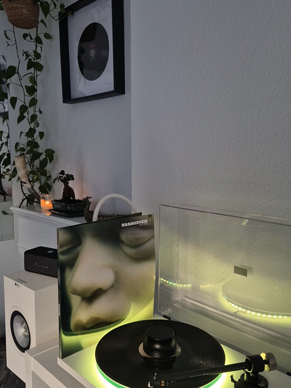 @r.vinylcollector