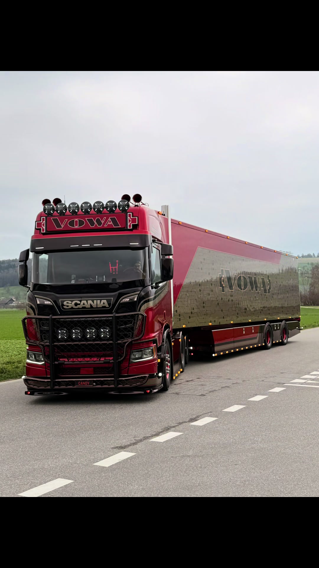 @Drozlucas🇨🇭/🚛🚨🇳🇱🇳🇱