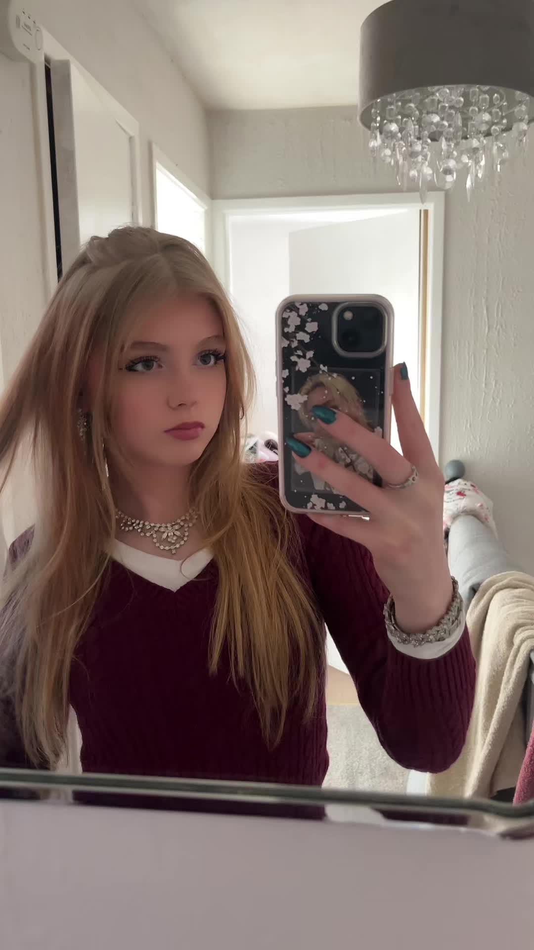 @t⁸