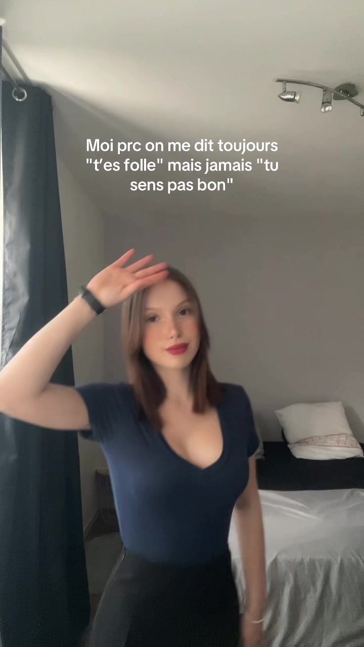 @LANA🧍🏻&zwj;♀️