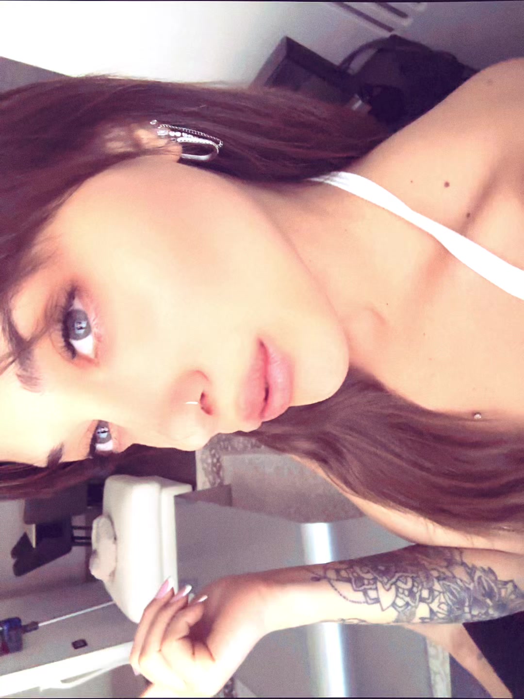 @Yarmila Mani ⚡️