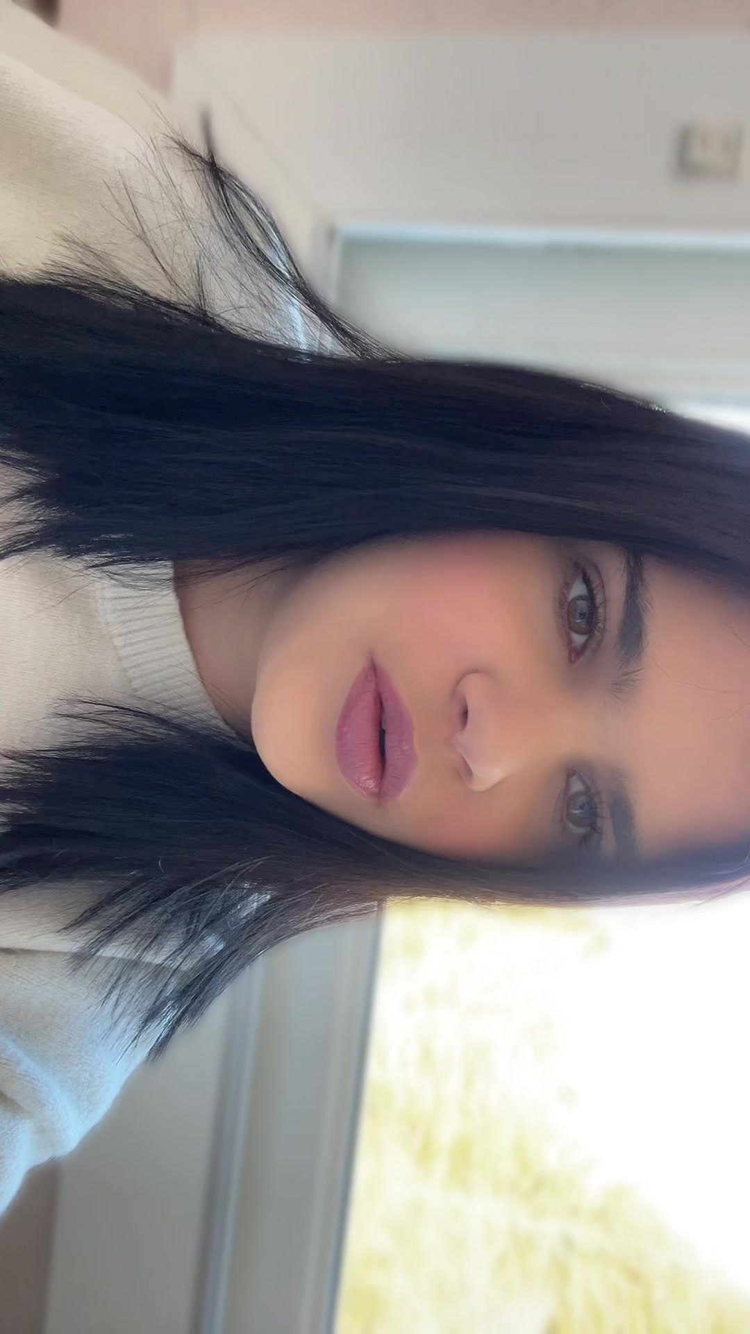 @🪽Laura🪽