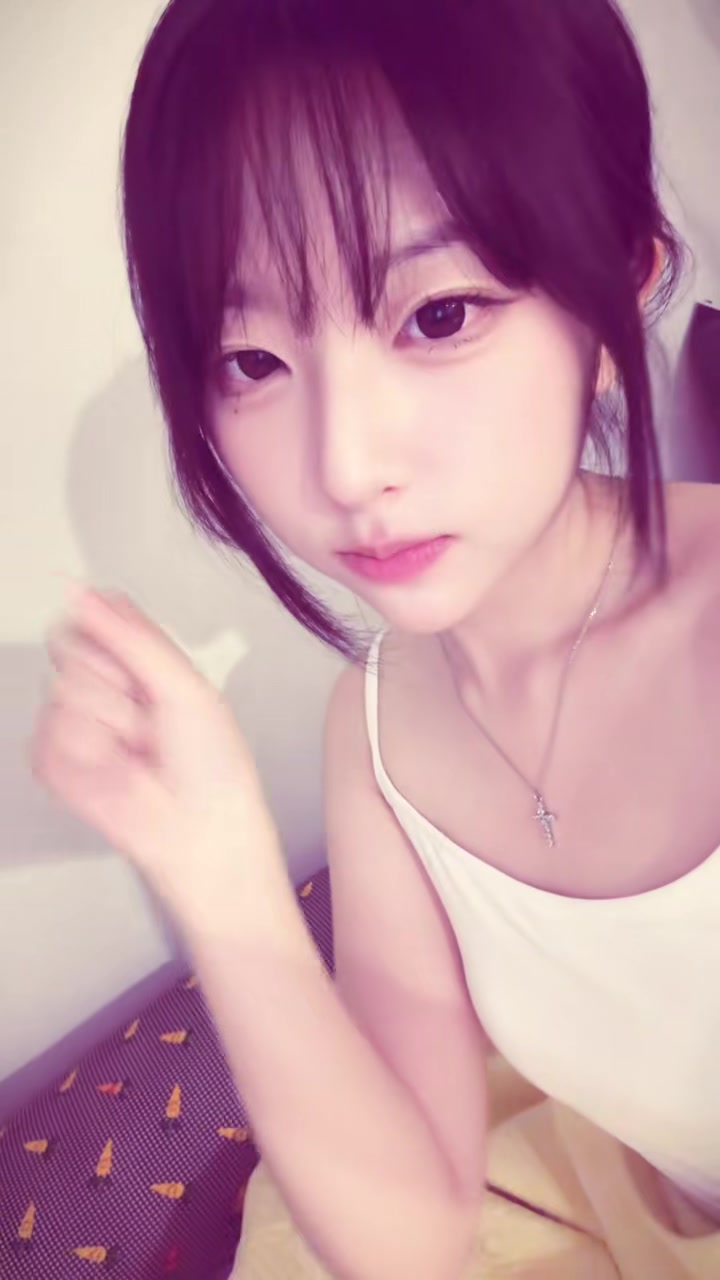 @여니